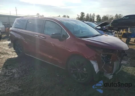 2021 Toyota Sienna Xse 7-Passenger z USA, uszkodzony, nr VIN 5TDXRKEC9MS073132